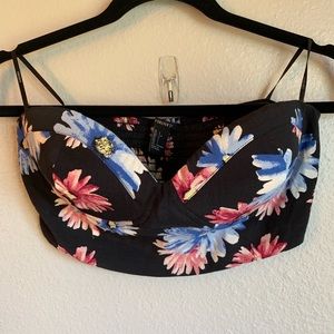 Forever21 Black Floral Padded Crop Top